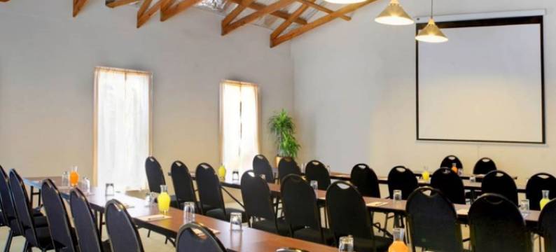 乔治普瑞米尔快捷酒店(Premier Express Inn George)图片