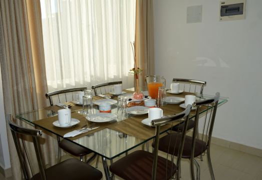 Apart Hotel Premium Suites Santa Cruz Hotel Overview