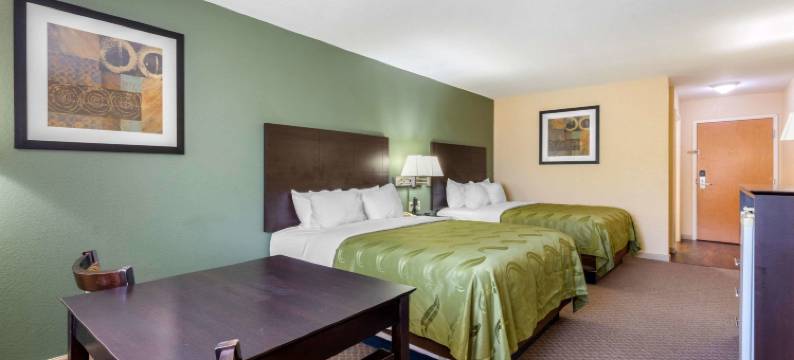 西孟斐斯I-40凯艺酒店(Quality Inn West Memphis I-40)图片