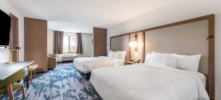 格林斯伯勒体育馆区万枫套房酒店(Fairfield Inn & Suites Greensboro Coliseum Area)图片