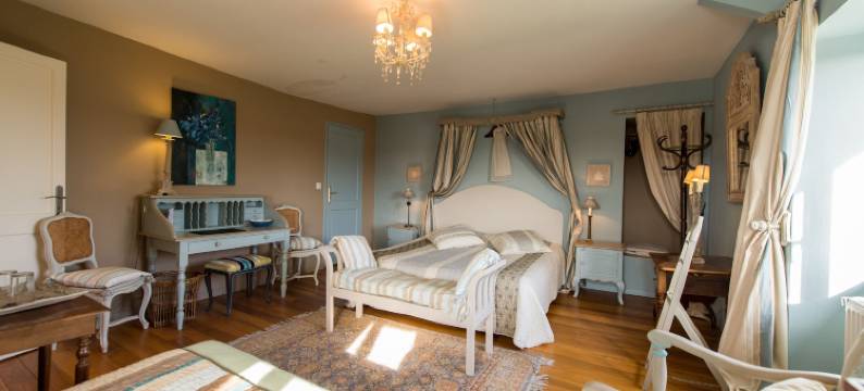 圣马洛拉巴比奈斯民宿(Chambres d'Hotes Saint Malo la Barbinais Bed&Breaksfast)图片