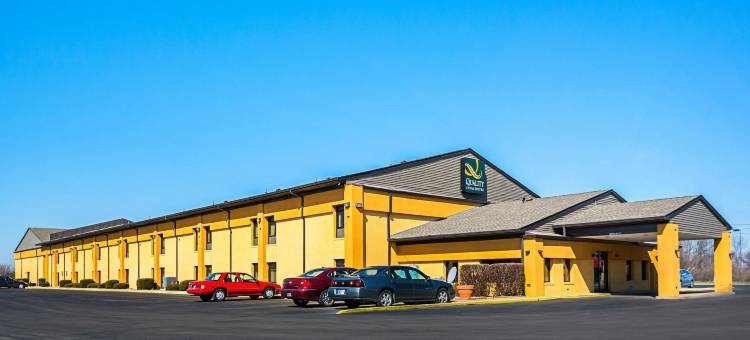 格林斯堡I-74凯艺套房酒店(Quality Inn & Suites Greensburg I-74)图片