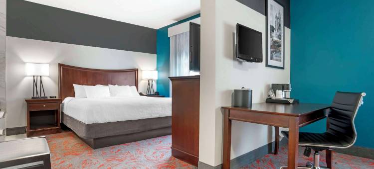 代弗尼贝斯特韦斯特优质套房酒店(Best Western Plus Daphne Inn  Suites)图片