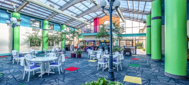 乡村套房酒店(Country Inn & Suites by Radisson, Muskegon, MI)图片