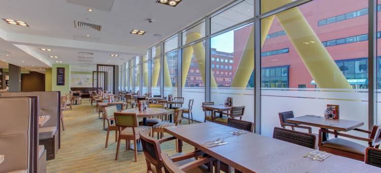 普瑞米尔加的夫湾酒店(Premier Inn Cardiff Bay)图片