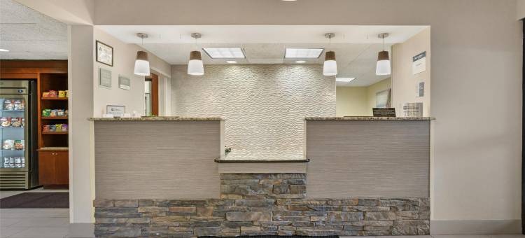 大学贝斯特韦斯特优质酒店(Best Western Plus Wilmington/Wrightsville Beach)图片