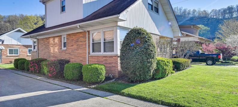 佩恩茨维尔市中心度假租赁！(Downtown Paintsville Vacation Rental!)图片