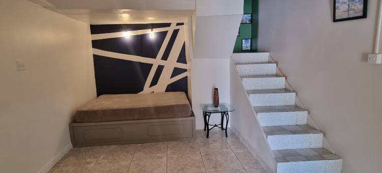 休闲复式在Csompo银庄园(Leisure Duplex at Csompo Silver Manor)图片