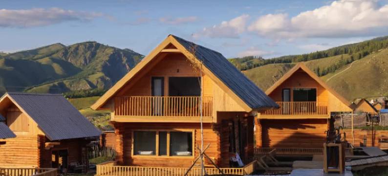 隐山·三十三度假民宿(白哈巴景区店)图片