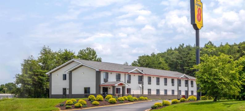 法姆维尔温德姆速8酒店(Super 8 by Wyndham Farmville)图片