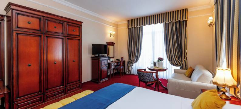 萨沃伊酒店(Hotel Savoy)图片