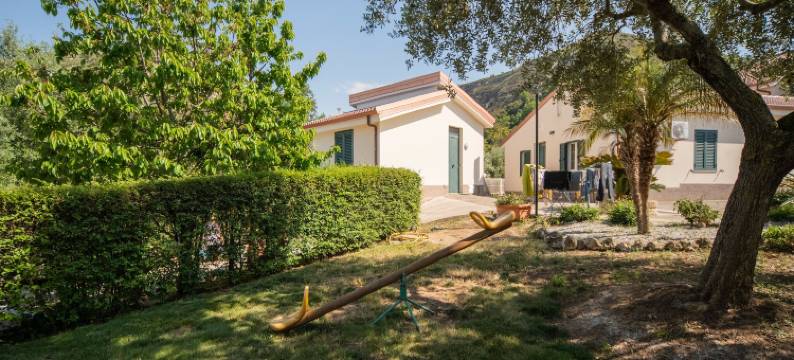 Apartment in Gasponi with Mountain Views图片