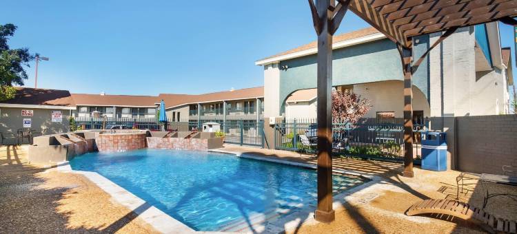 凯艺酒店-近马布尔福尔斯湖(Quality Inn Marble Falls)图片