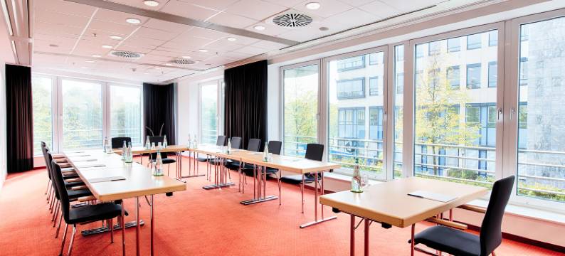 杜塞尔多夫西斯特恩voco酒店(voco DUSSELDORF SEESTERN by IHG)图片