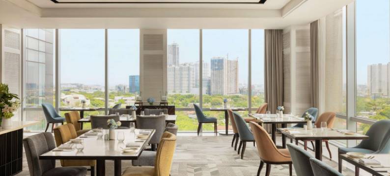 马卡蒂莱佛士酒店(Raffles Makati)图片