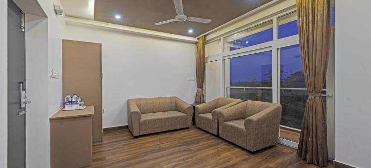 Treebo Premium Raffis' Andalusia Bay Way图片