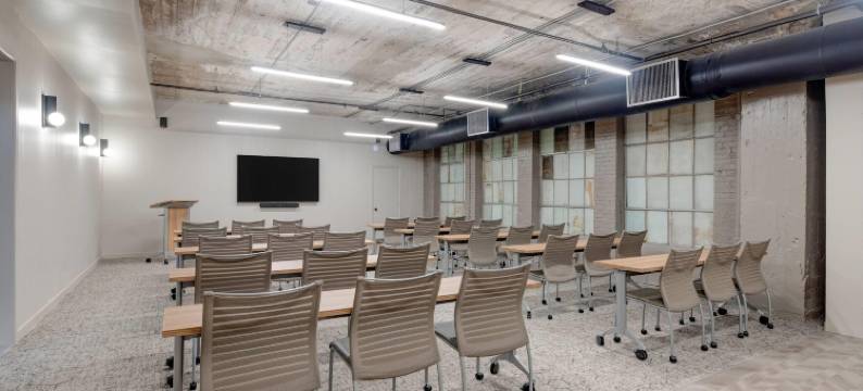 The District at Hogg Palace, A Wyndham Hotel图片