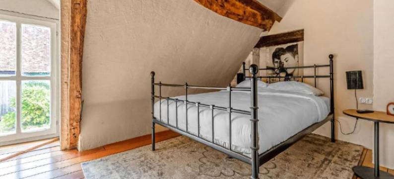 Gites for 2 people at a chateau with a garden图片