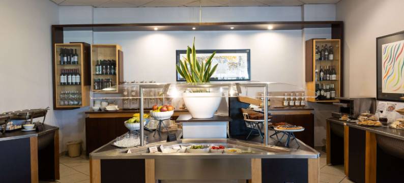 卡塞塔南部诺富特酒店(Novotel Caserta Sud)图片