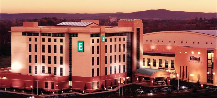 希尔顿大使套房酒店在温泉城会议中心(Embassy Suites by Hilton at Hot Springs Convention Center)图片