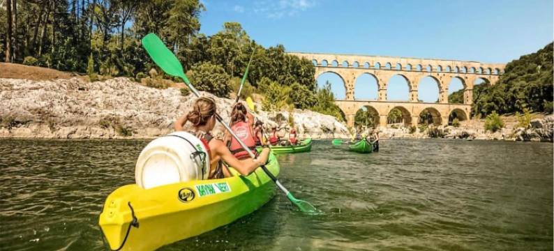 Apartment with swimming pool, wifi图片