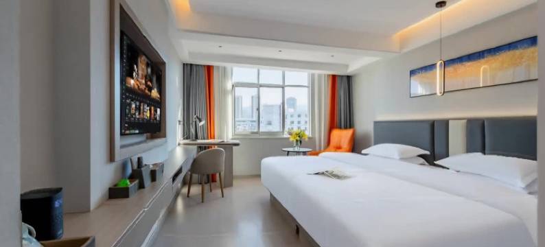 潮漫酒店(大理洱海公园高铁站店)图片