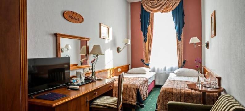 皮特拉克酒店(Pietrak Hotel)图片