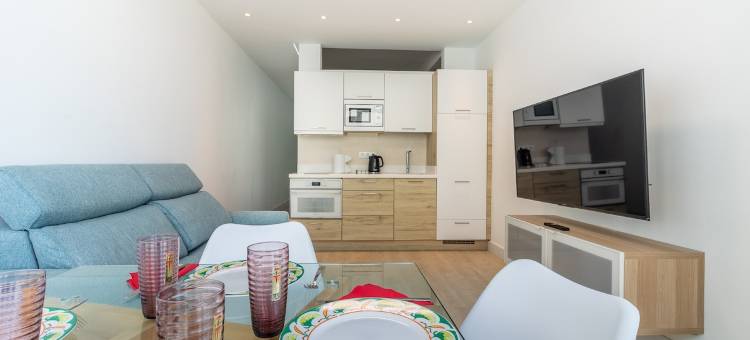 GuestReady - Sunset Canteras LJones - FC图片