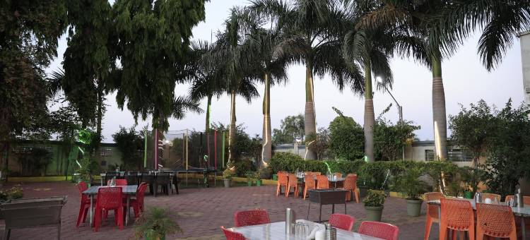 Hotel Devraj Palace图片