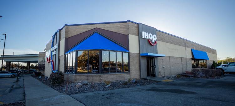 IHG假日酒店密尔沃基布鲁克菲尔德(Holiday Inn BROOKFIELD - ​​MILWAUKEE by IHG)图片