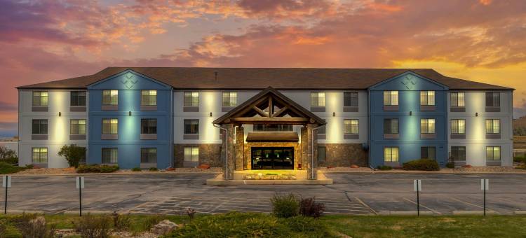 桑默塞特舒适套房酒店 - 黑山丘陵地区(Comfort Inn & Suites Summerset - Black Hills Area)图片