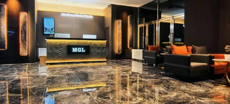 伊春美高隆·M·Luxury hotel轻奢酒店(卓越0458街区松韵新城店)图片