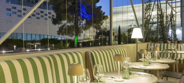 阿尔勒中心尼姆美居酒店(Mercure Nîmes Centre Arènes)图片