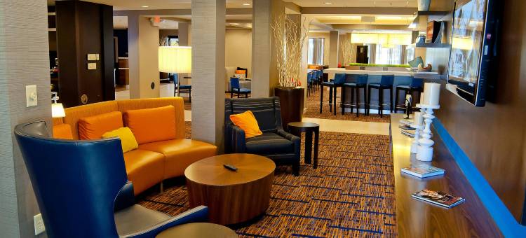 辛辛那提机场万怡酒店(Courtyard Cincinnati Airport)图片