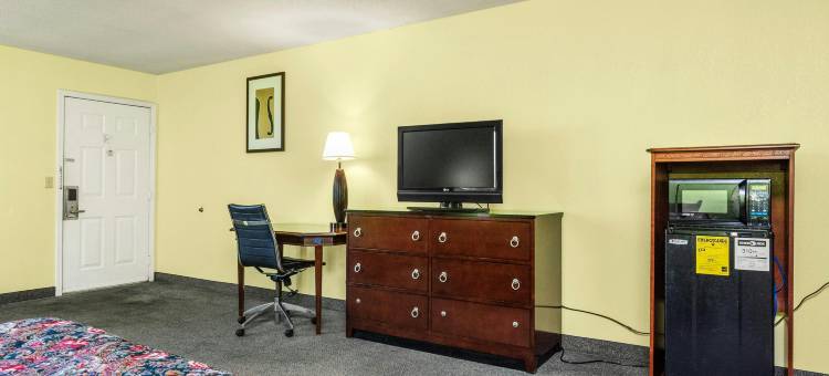 Hotel O 波特兰经济型宾馆，靠近I-65(Budget Host Inn by Hotel O Portland Near I-65)图片