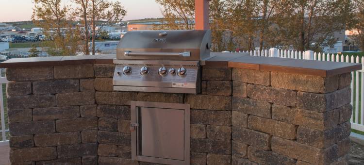 迪金森红顶套房酒店(Red Roof Inn & Suites Dickinson)图片