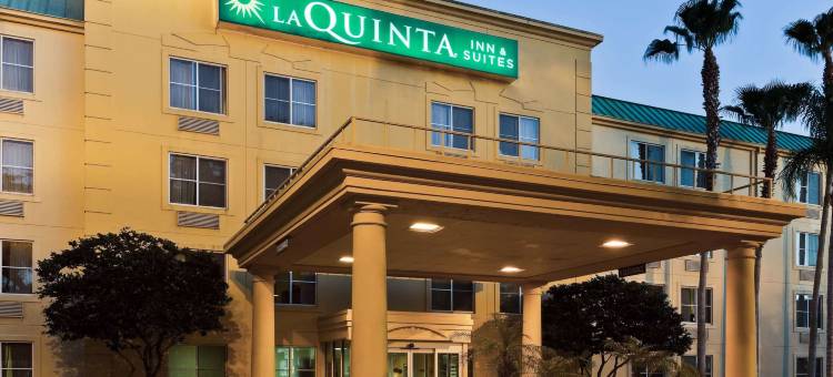 莱克兰东拉昆塔温德姆套房酒店(La Quinta Inn & Suites by Wyndham Lakeland East)图片