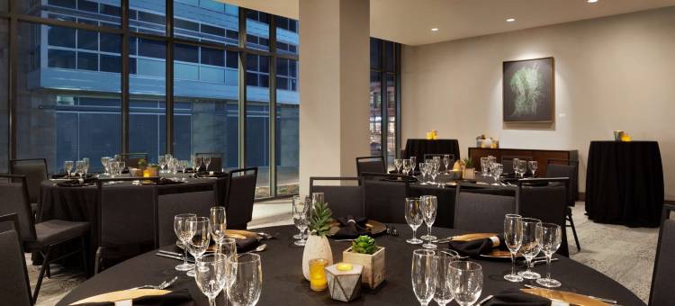 博尔德希尔顿安泊酒店(Embassy Suites by Hilton Boulder)图片