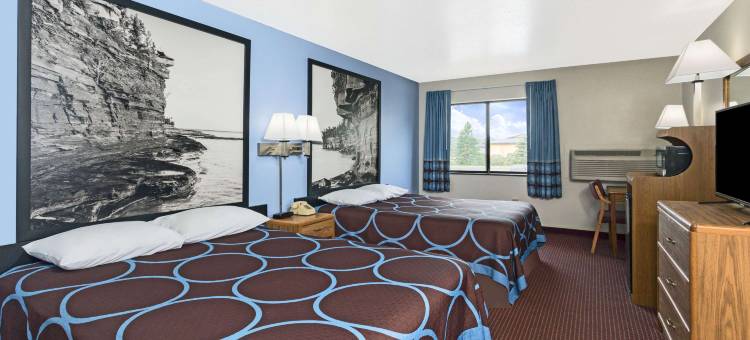 威斯康星戴尔斯速8酒店(Super 8 by Wyndham Wisconsin Dells)图片