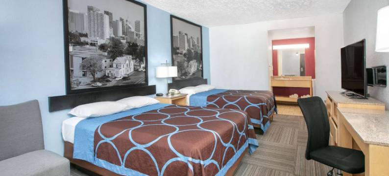 穆尔城温德姆速8酒店(Super 8 by Wyndham City of Moore)图片