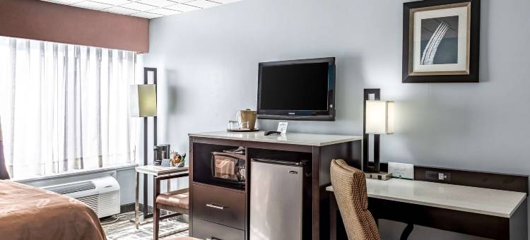 东斯特劳兹堡波科诺斯凯艺酒店(Quality Inn East Stroudsburg - Poconos)图片