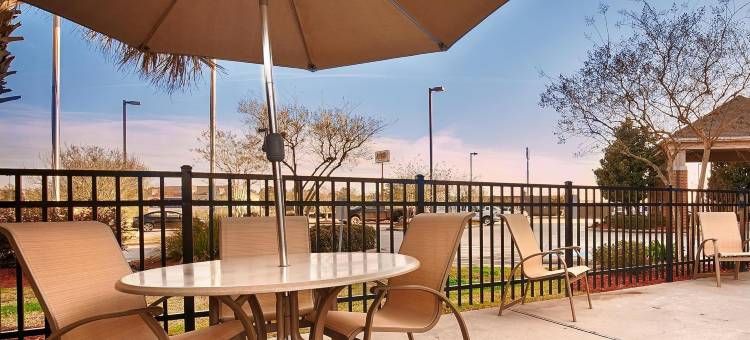 贝斯特韦斯特优质行政套房酒店(Best Western Plus Executive Hotel  Suites)图片