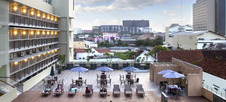 新邦利马 - 三宝珑奎斯特酒店 - 阿斯顿酒店(Quest Hotel Simpang Lima - Semarang by Aston)图片
