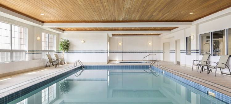 卡尔加里 - 东北丽笙乡村套房酒店(Country Inn & Suites by Radisson, Calgary-Northeast)图片