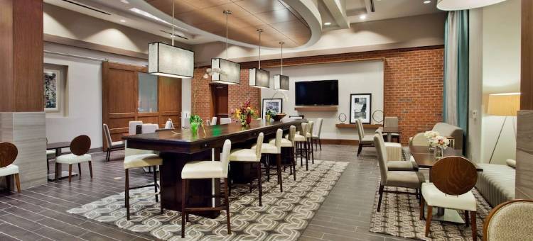 教堂山/卡尔伯罗欢朋酒店及套房(Hampton Inn & Suites Chapel Hill-Carrboro/Downtown)图片