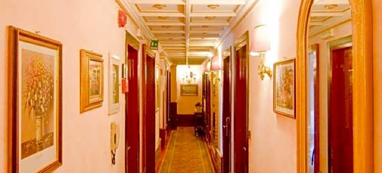 维多利亚酒店(Hotel Vittoria)图片