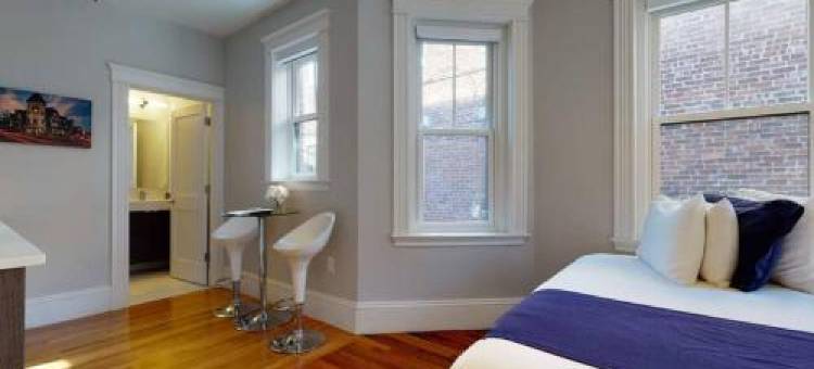公寓(A Stylish Stay w/ a Queen Bed, Heated Floors.. #22)图片
