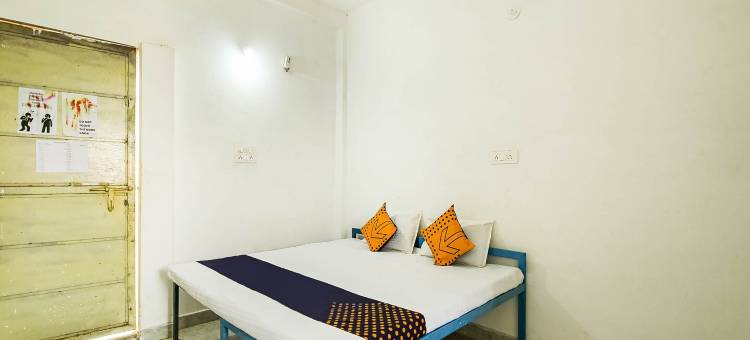 Spot on Krishna Market and Lodge图片