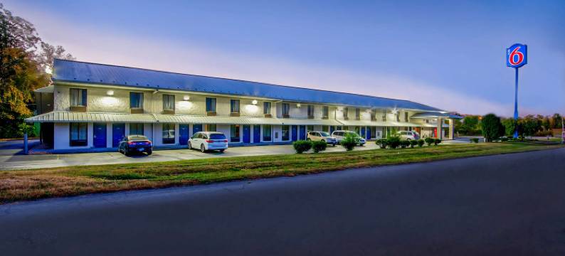 杰弗逊维尔城6号汽车旅馆-路易斯维尔(Motel 6 Jeffersonville, in - Louisville)图片