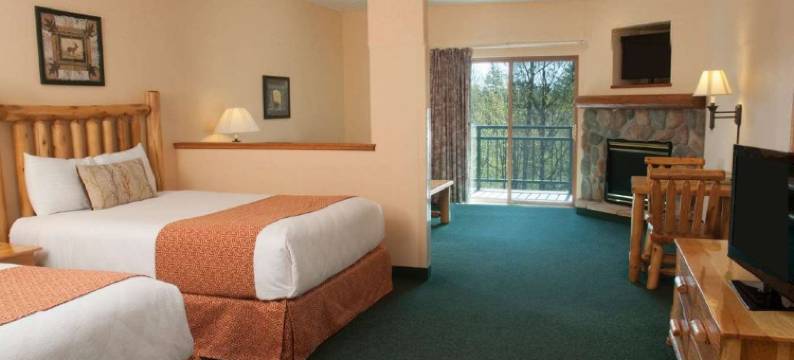 米诺夸水域酒店(The Waters of Minocqua)图片